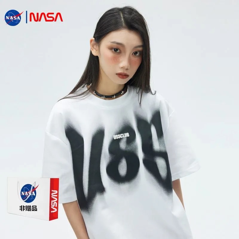Nasa t-shirt hover