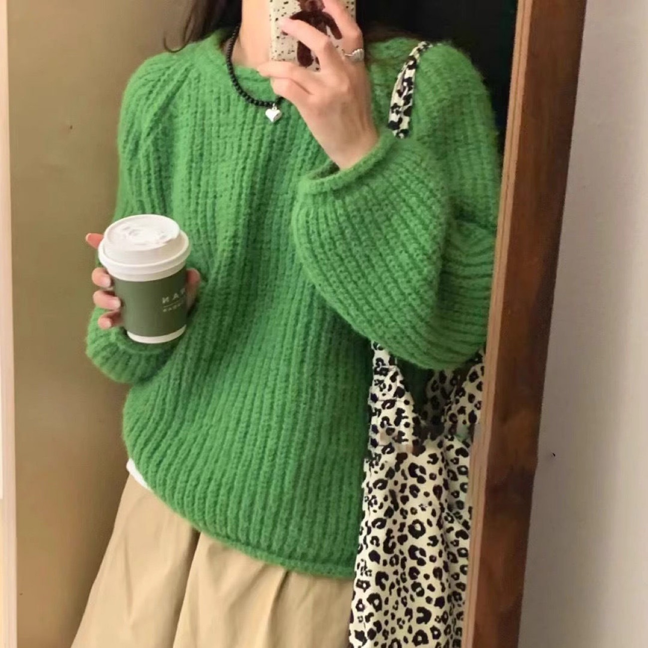 Ноосон энгийн цамц hover