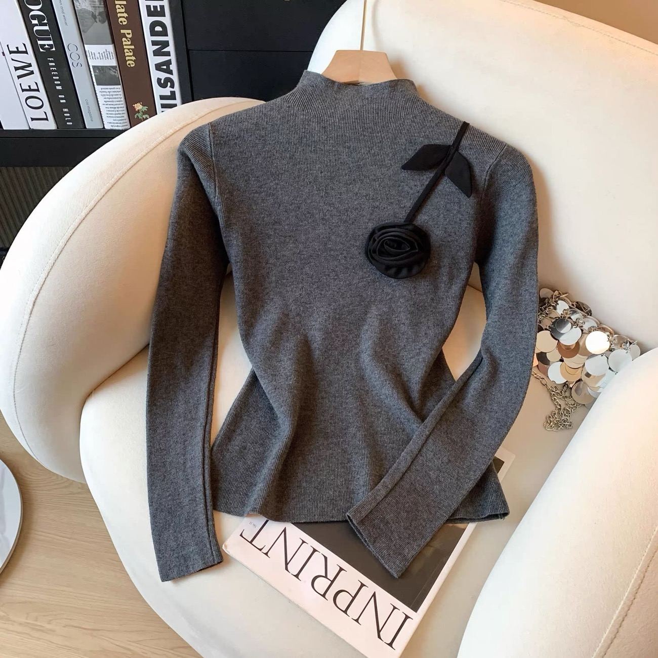 Цэцэгтэй светр