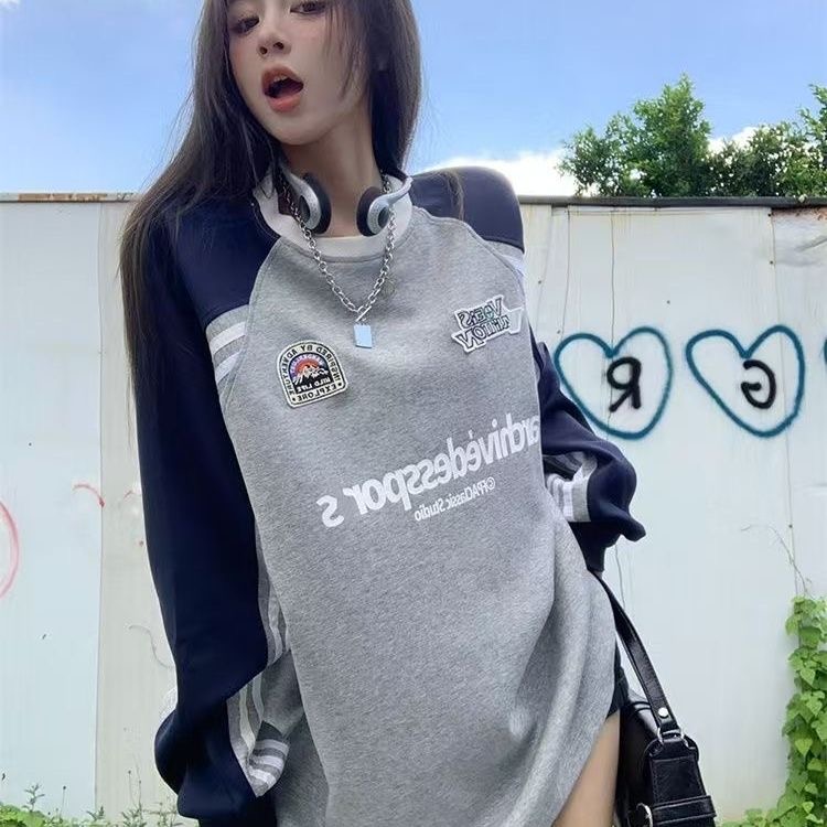 Имблемтэй цамц